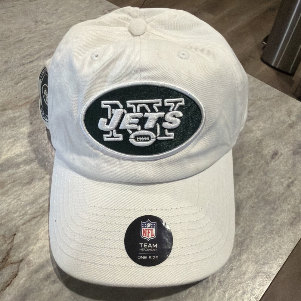 NWT New York Jets Hat White Season Ticket Holder exclusive NFL Team Headwear HTF